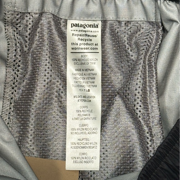 NEW Patagonia Torrentshell 3L Rain Pants in Black Size Medium - Picture 10 of 16